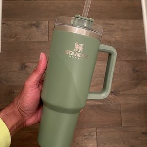 Stanley 40z cup. Brand new with box.